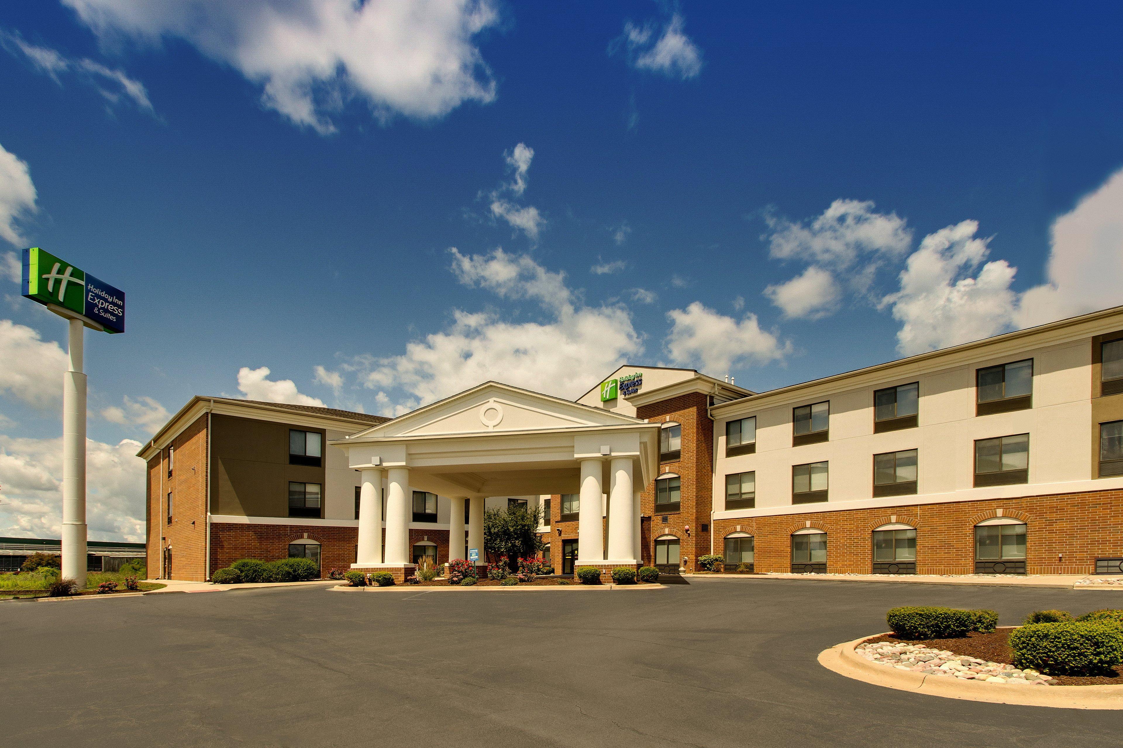 Holiday Inn Express Hotel & Suites Morris By Ihg Extérieur photo